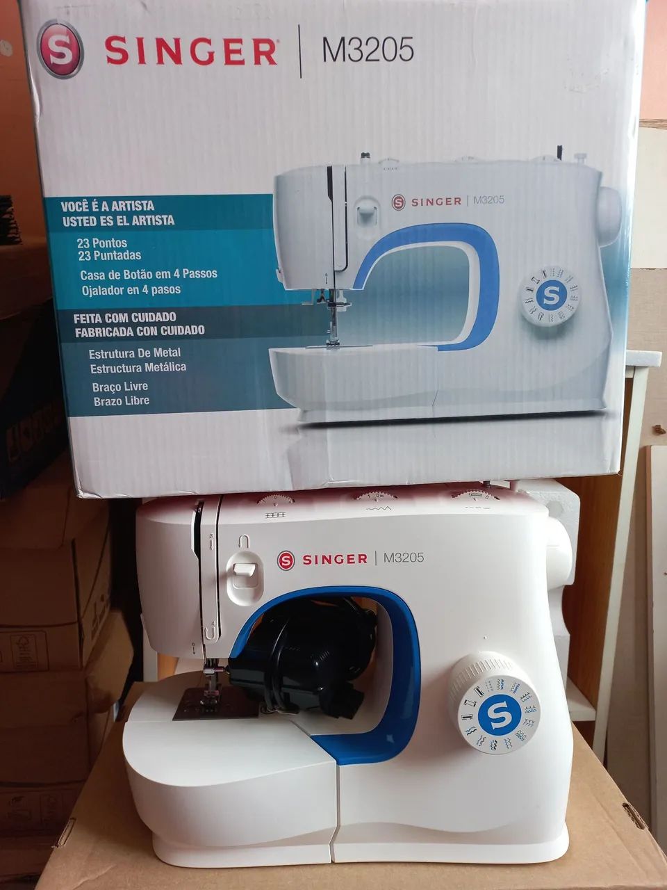 Vendo Máquina de Costurar Singer M3205 - Nova!