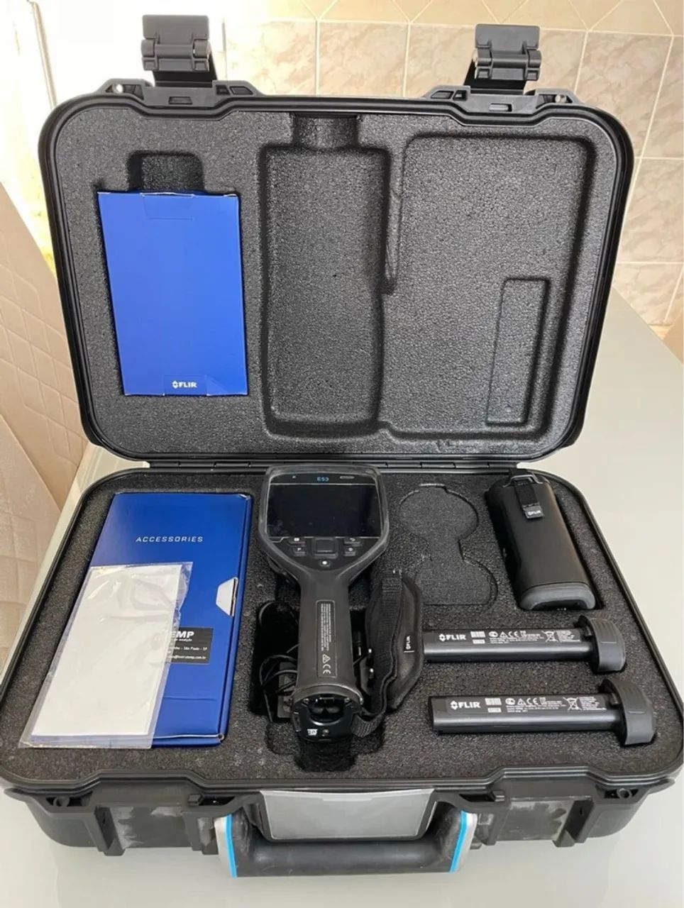 Câmera Térmica FLIR E53