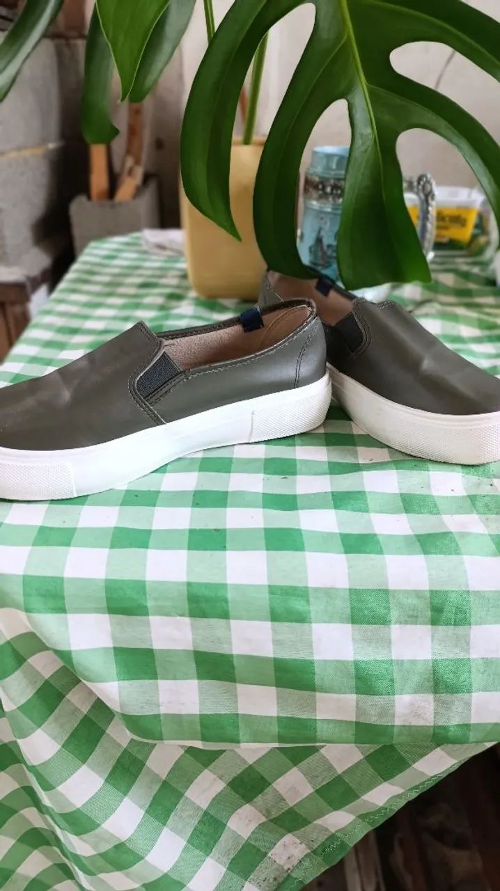 Tênis Moleca Slip On Verde Azeitona - Foto 2