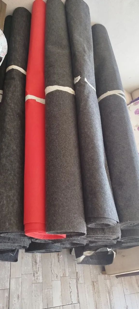 Carpete tipo forração grafite64374694384257121