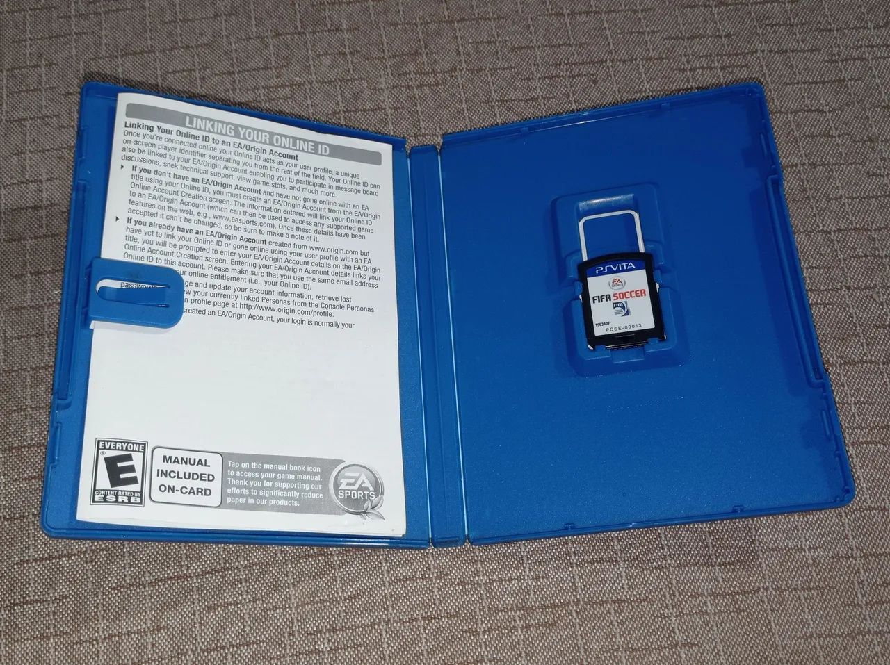 FIFA Soccer - PS Vita - Foto 3