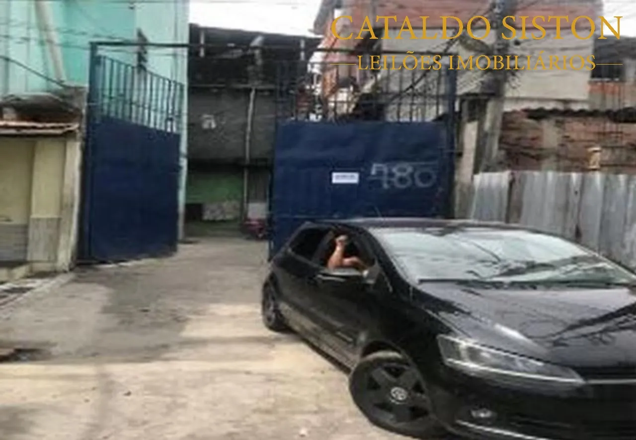 Leilão de casa em Benfica - 1.542m²