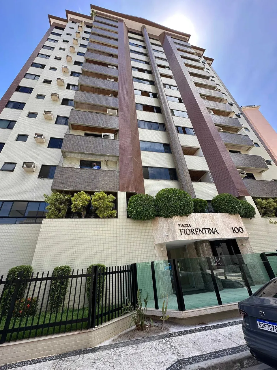 Apartamento à venda com 4/4 no bairro 13 de Julho