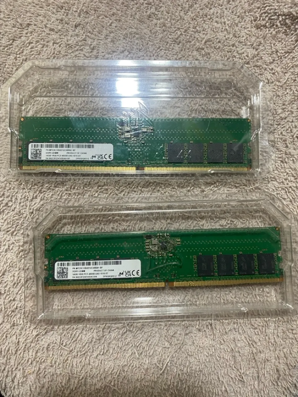 2x Memória RAM ddr5 16gb cada uma