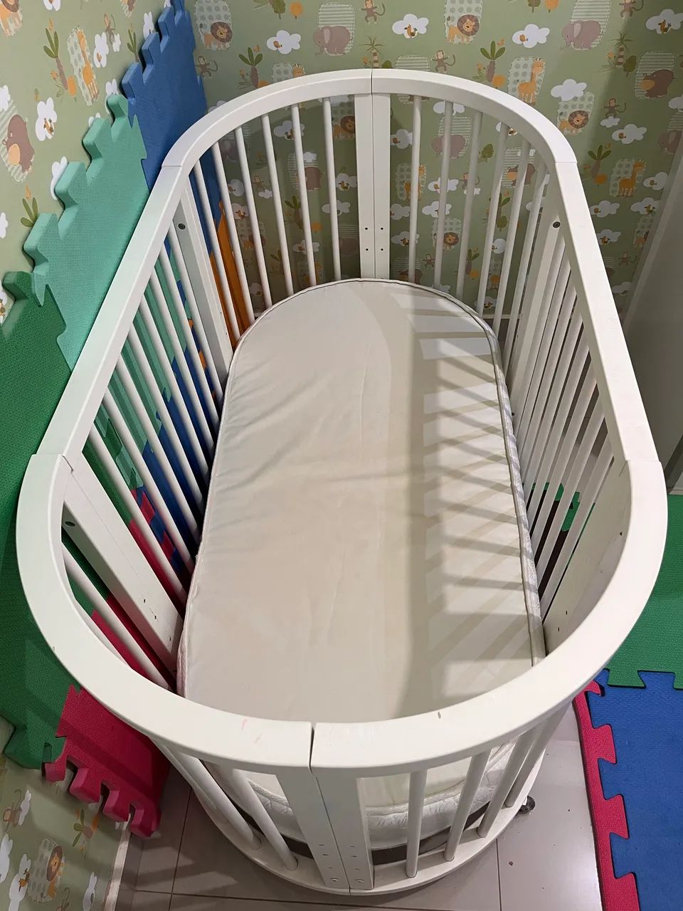Berço sleep crescer oval madeira maciça 4 em 1 - Foto 5