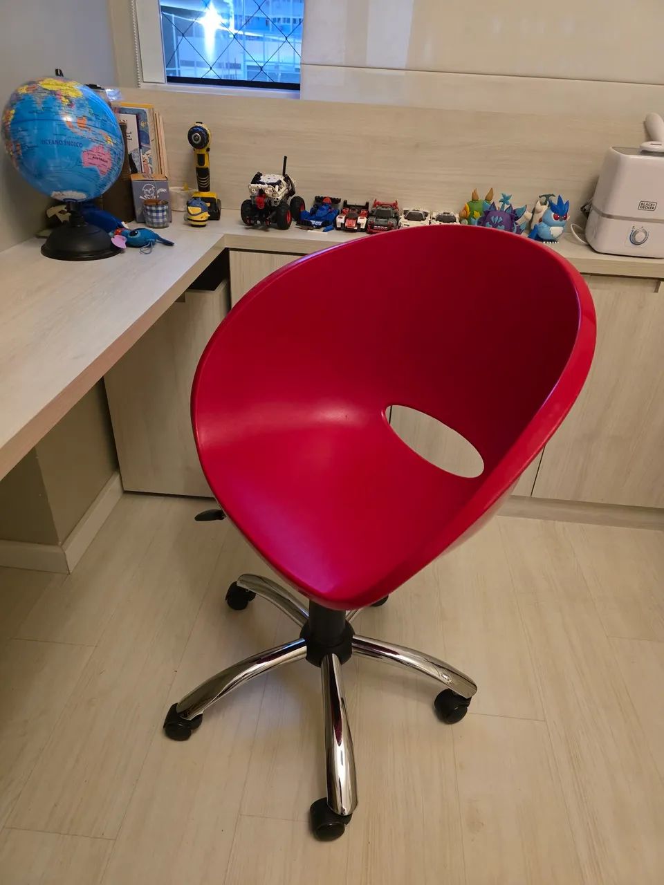 Cadeira giratória vermelha - Foto 3