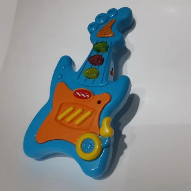 Guitarra de brinquedo Minimi com Som e Luz - Foto 2
