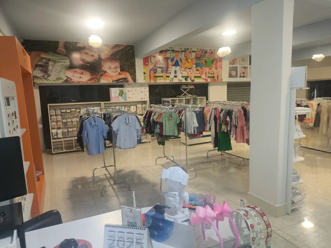 VENDO LOJA DE BEBÊ E ROUPAS NO JD AMÉRICA - Foto 3