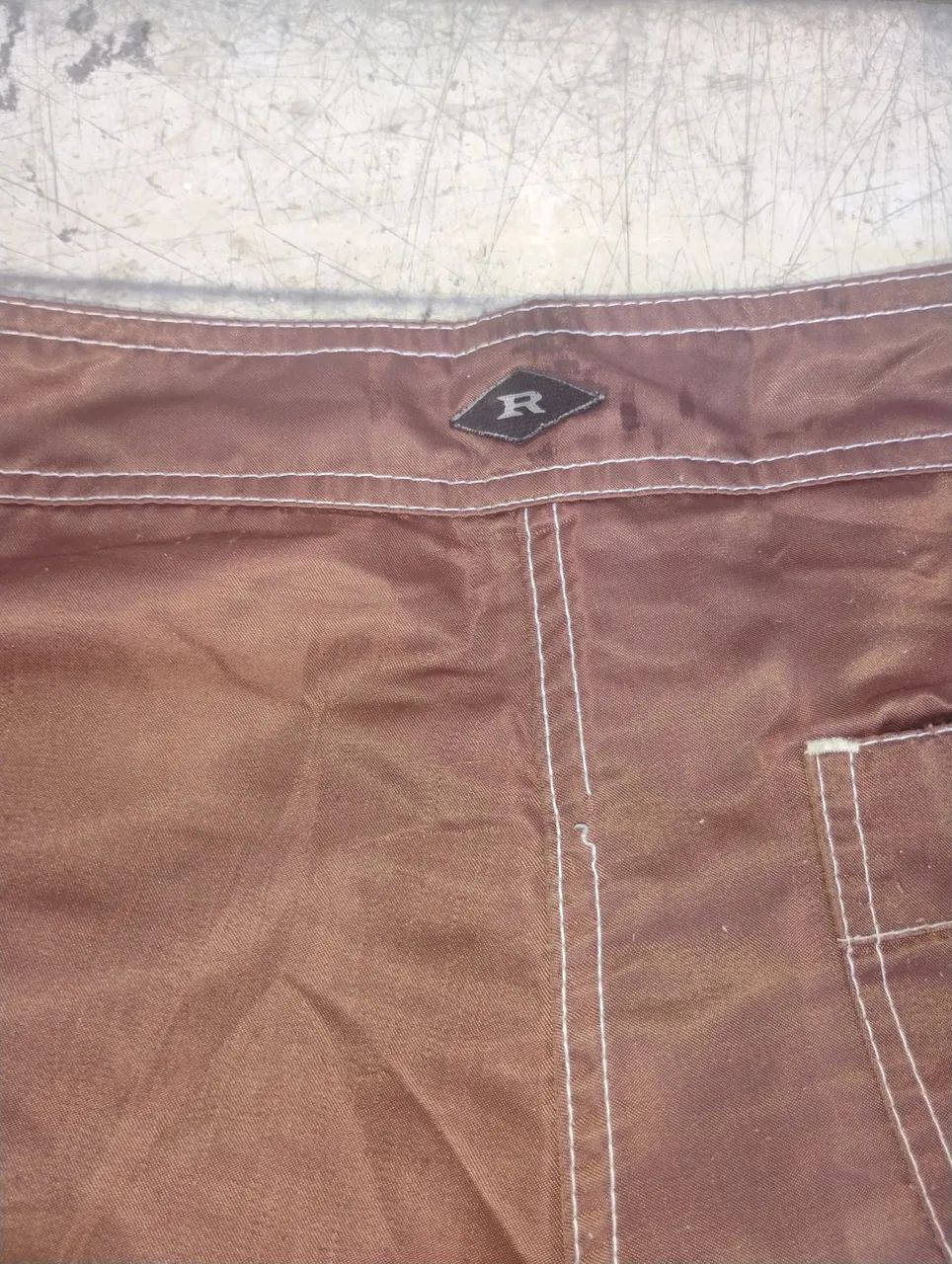 Vendo uma bermuda antiga da marca Redley  - Foto 2