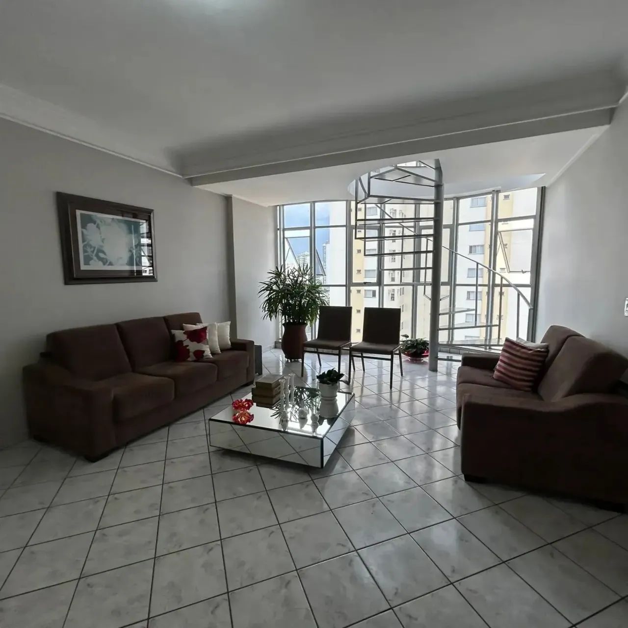 Vende-se Apartamento Duplex em Cuiabá