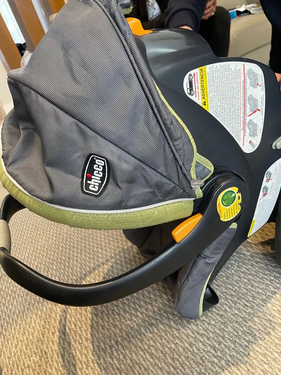 BEBÊ CONFORTO CHICCO IMPORTADO - COM BASE PARA CARRO - Foto 5