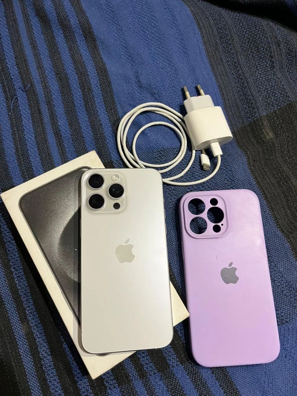 iPhone 15 pro Max 256gb - Celulares e Smartphones - Felipe Camarão