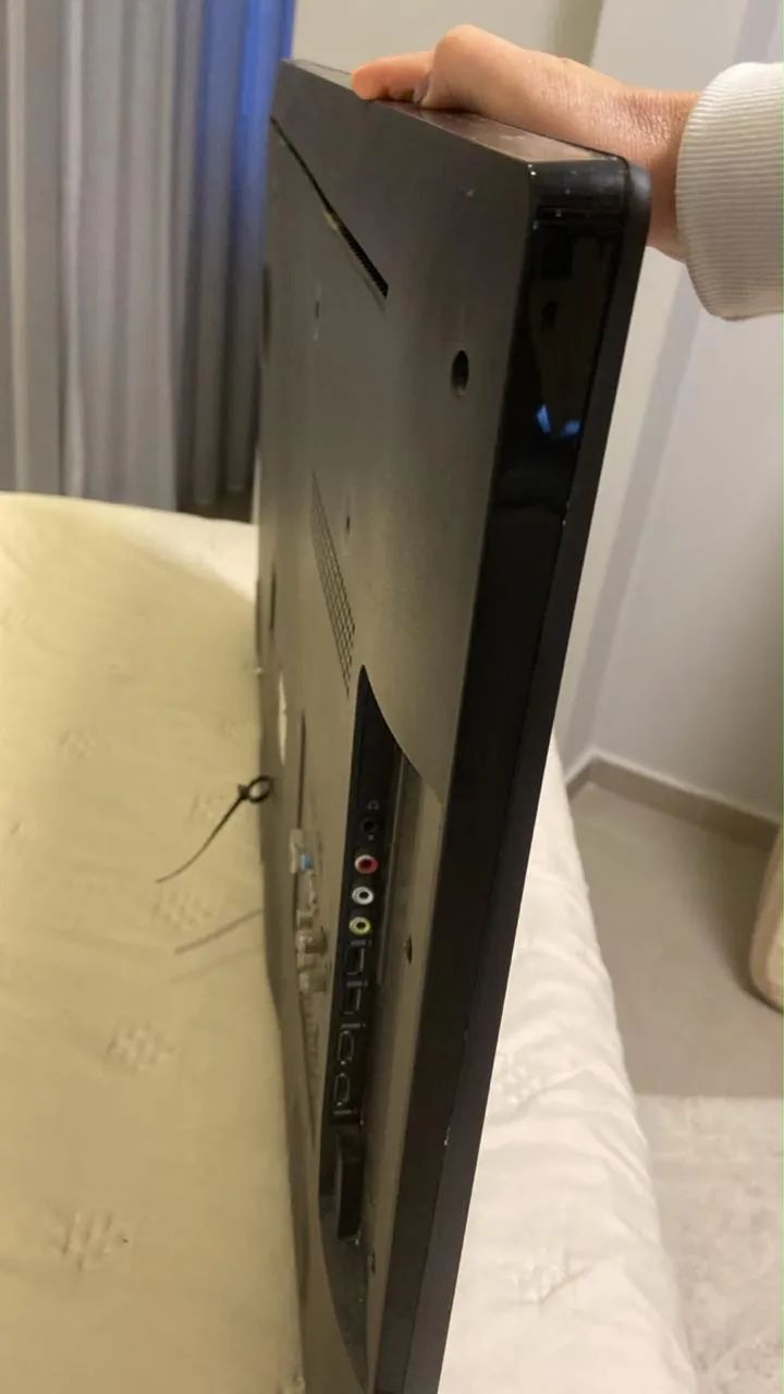 Vendo TV Philips 42 Polegadas  - Foto 3