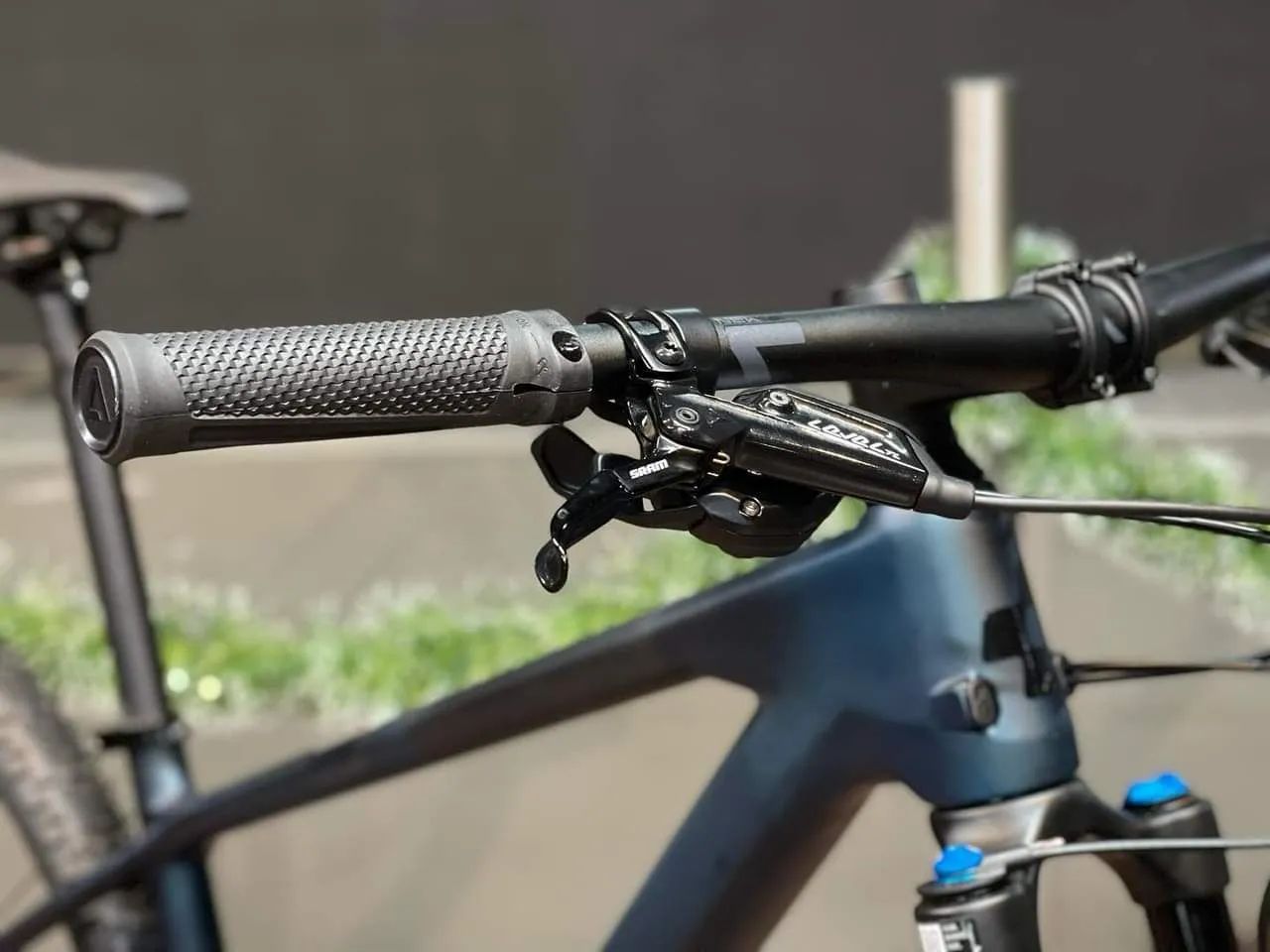 Bicicleta Cube Reaction C62 Carbon  - Foto 3
