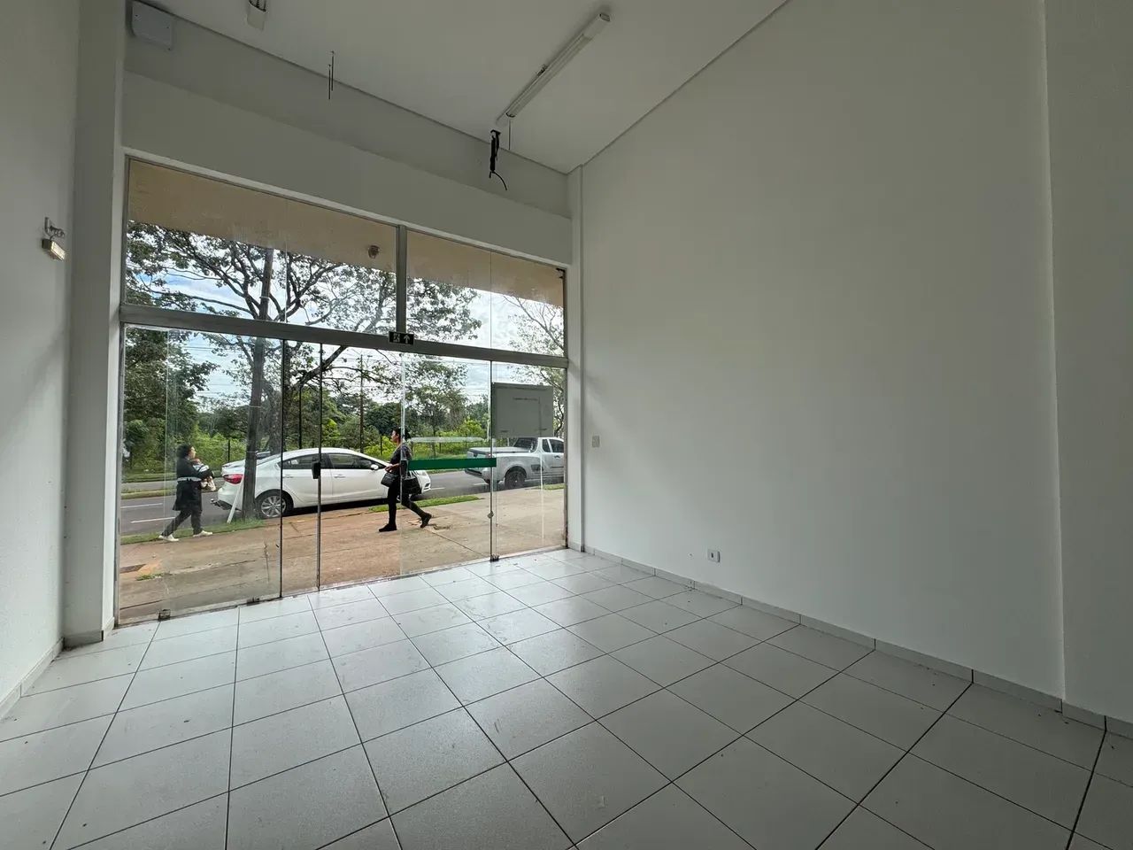 SALA COMERCIAL | AVENIDA TUIUTI | 60M² | OPORTUNIDADE | MARINGÁ/PR - Foto 2