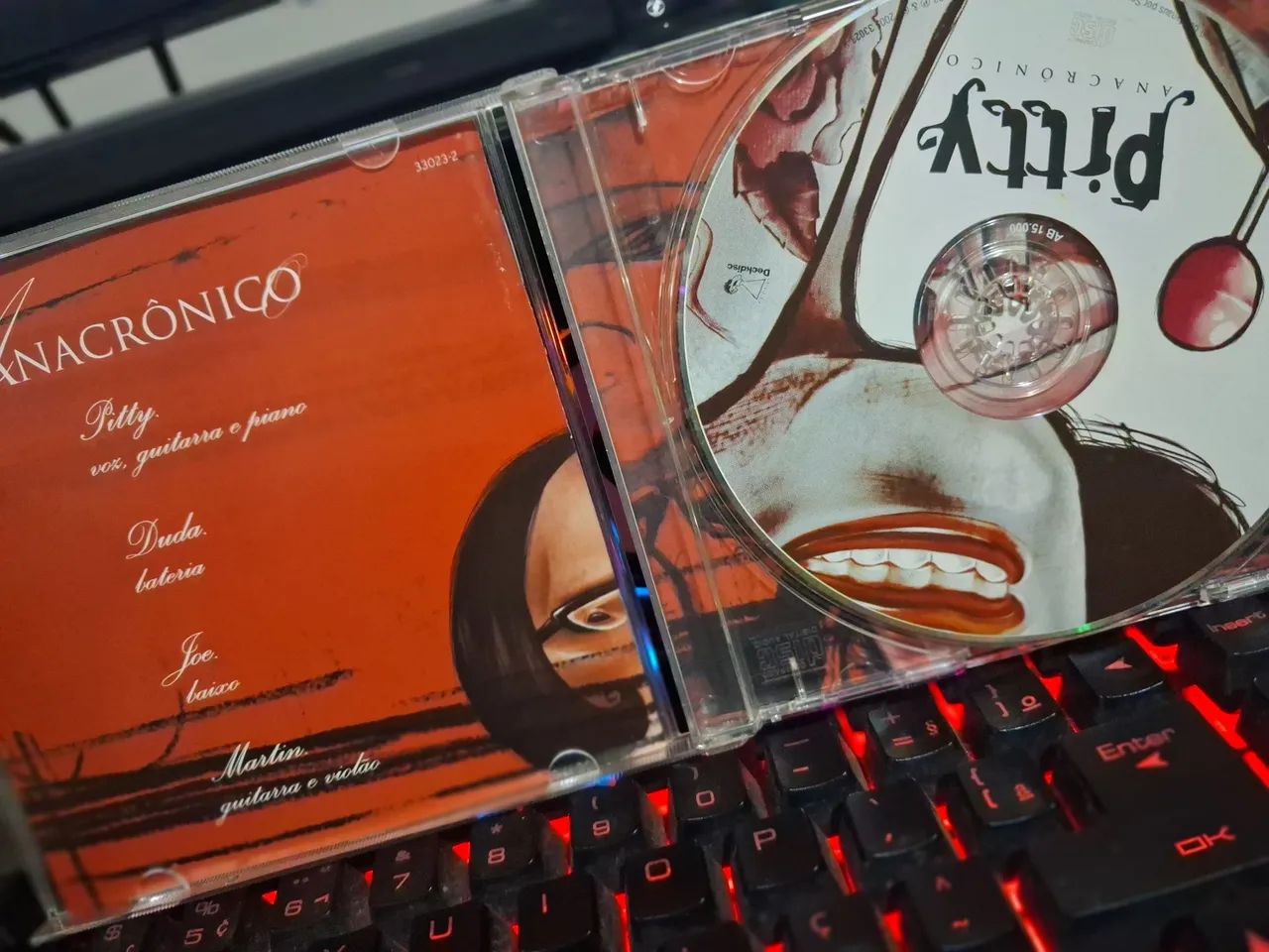CD Pitty Anacrônico  - Foto 3