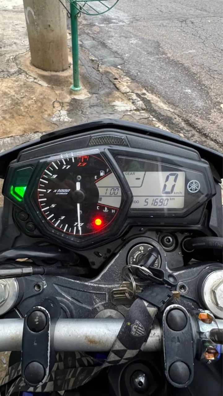 Moto mt-03  - Foto 3
