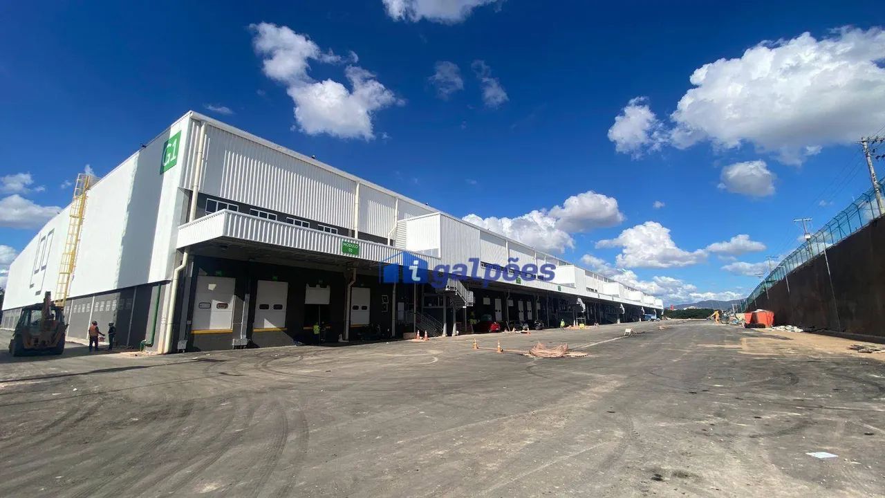 Galpão com 6100 m² em - Cinco - Contagem/MG