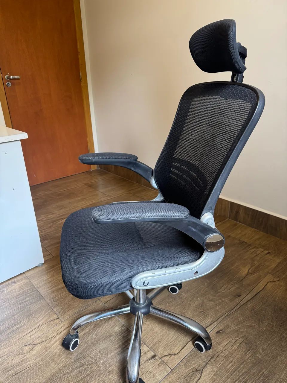Cadeira Ergonômica Preta