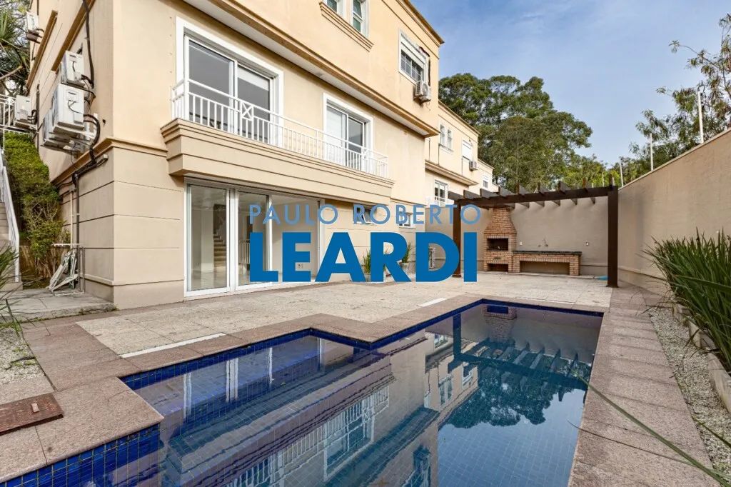CASA EM CONDOMÍNIO - MORUMBI - SP