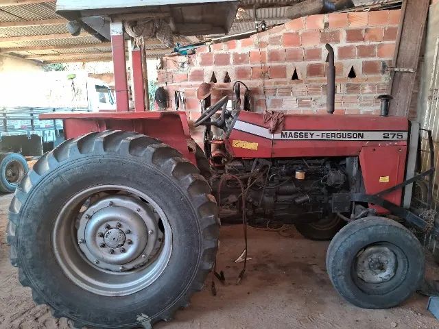 Trator  - Foto 2