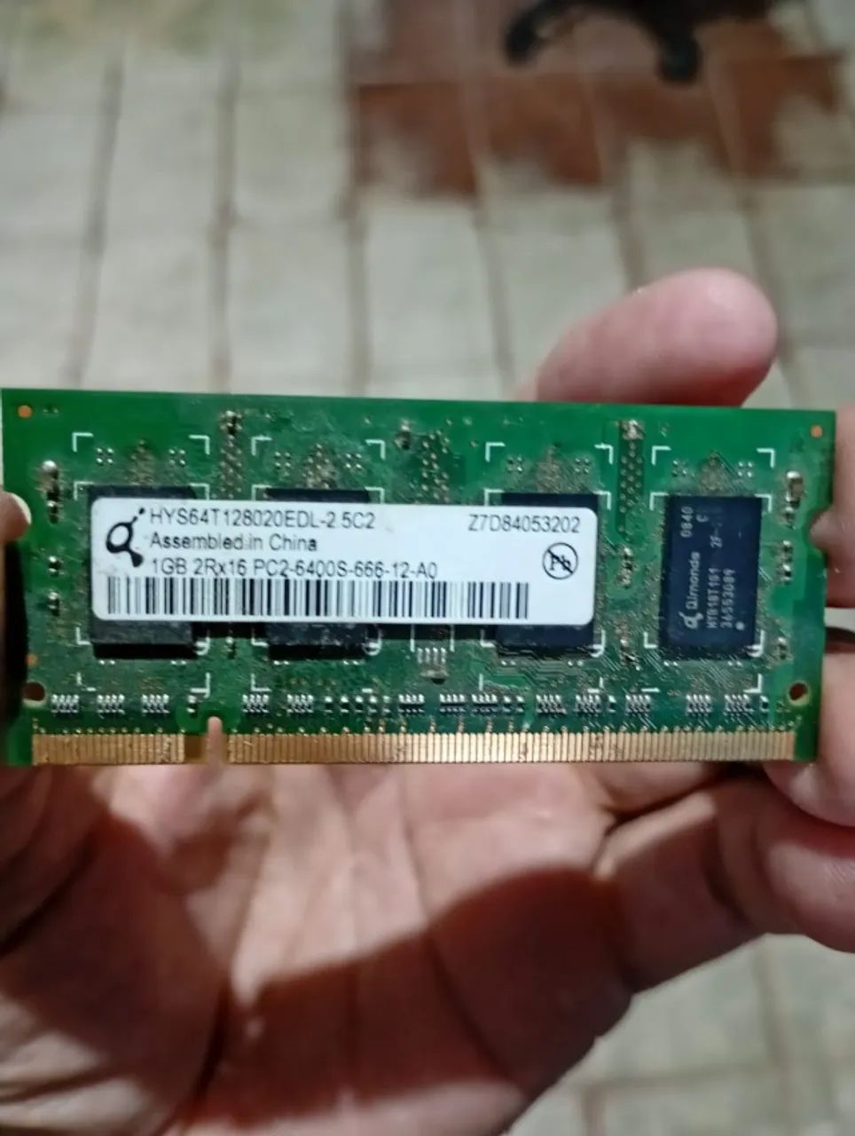 memoria de notebook 1 giga ddr2
