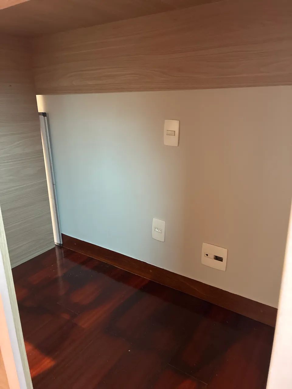 Casa de brinquedos com cama - Foto 4