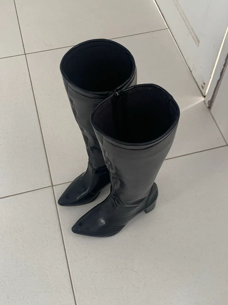Bota cano alto tamanho 36 - Foto 3