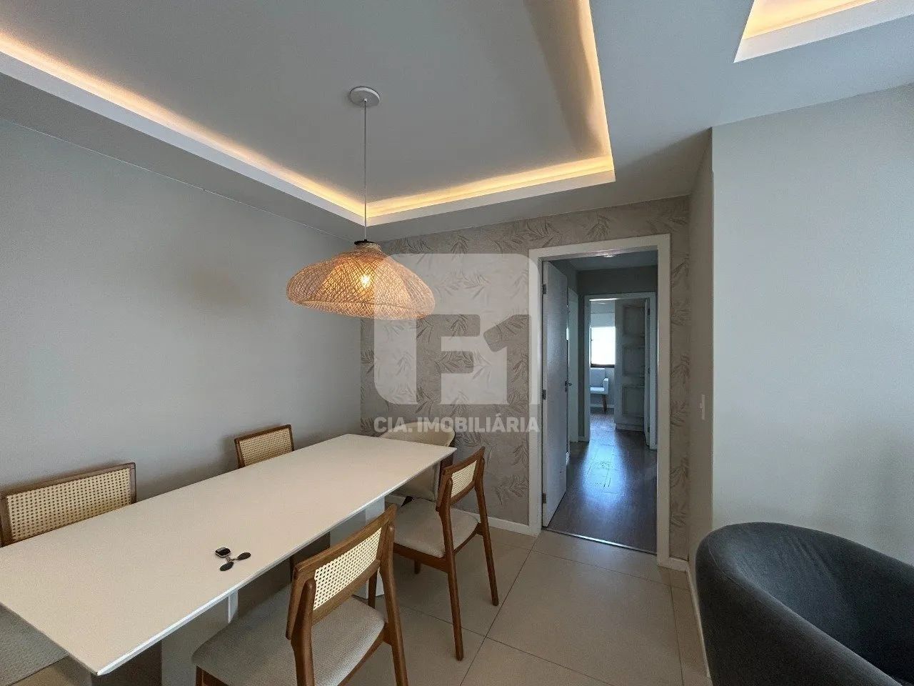 Apartamento de 3 quartos para alugar na Agronômica - Foto 2