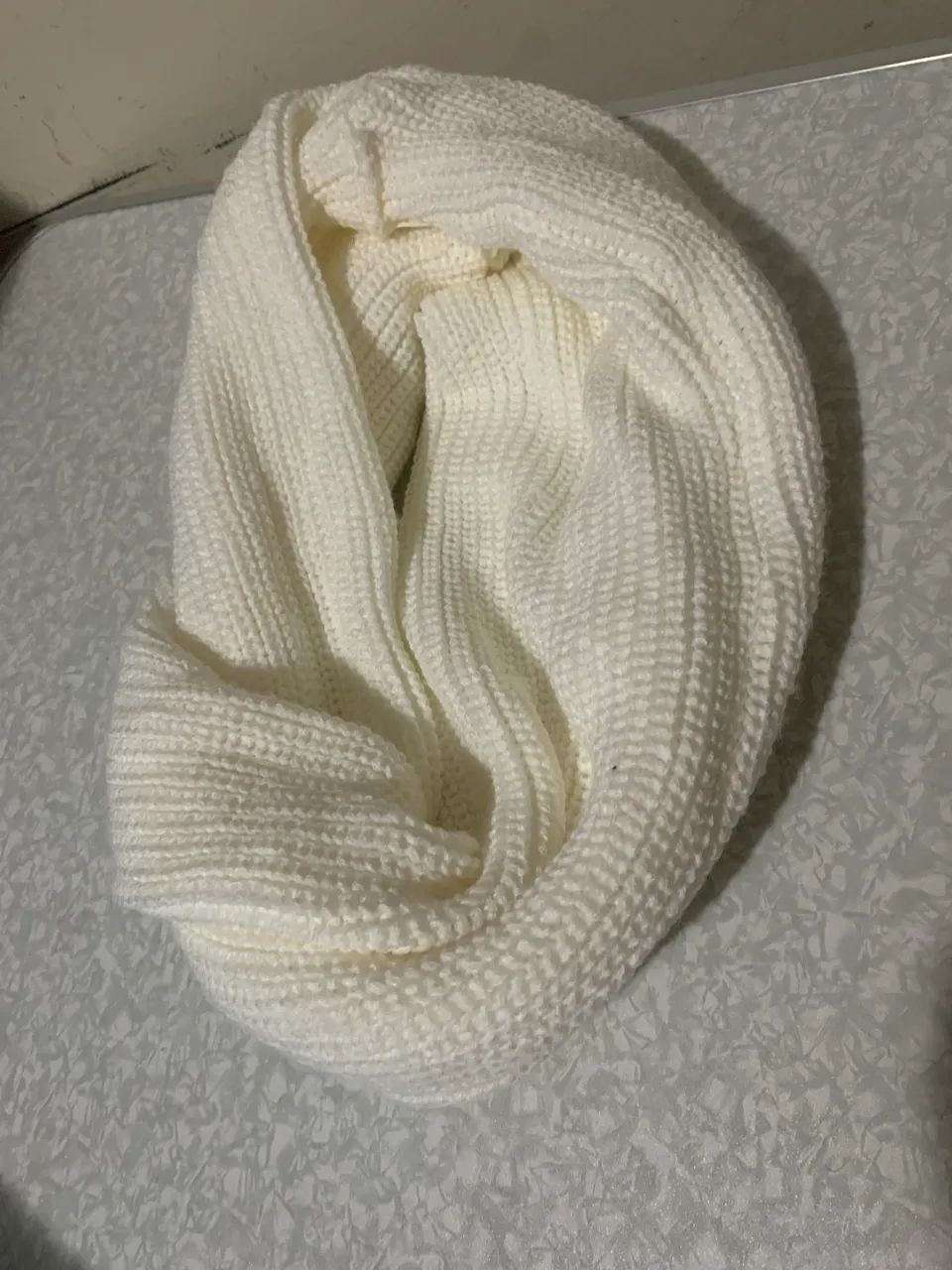 CACHECOL GOLA FECHADA BRANCO 