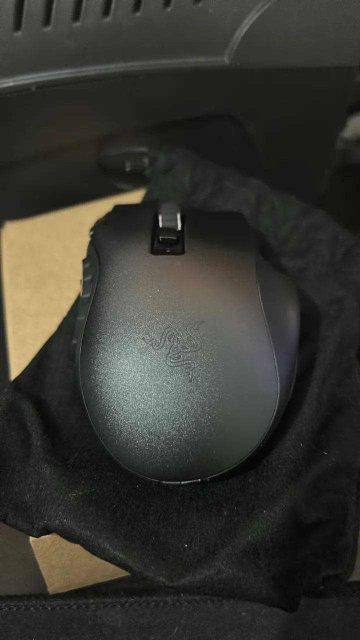 Mouse Razer Naga Hyperspeed V2 - Foto 2