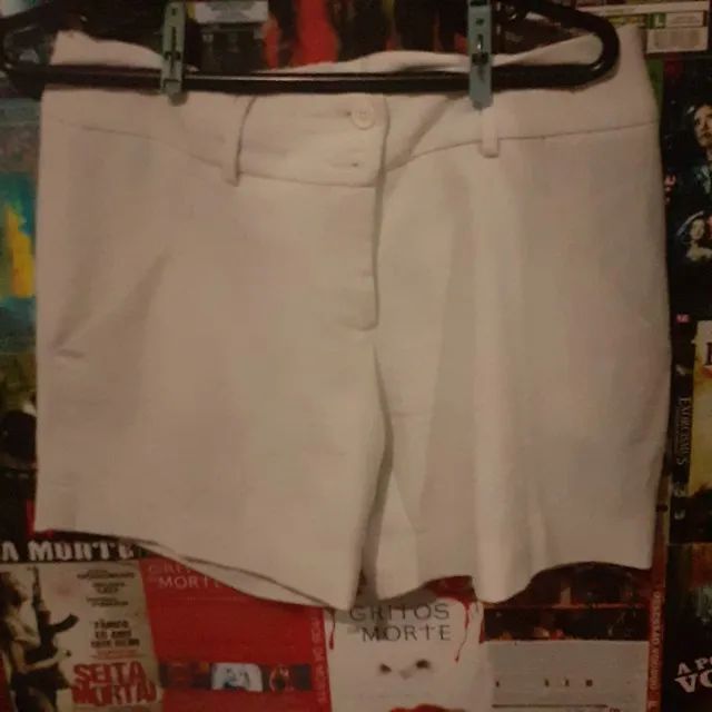 Shortinhos tamanho M, 40 e 38