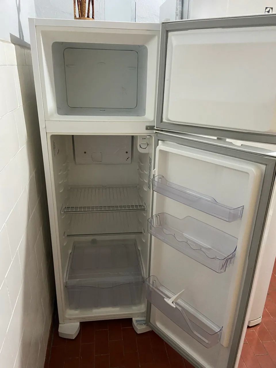 Geladeira Electrolux  - Foto 2