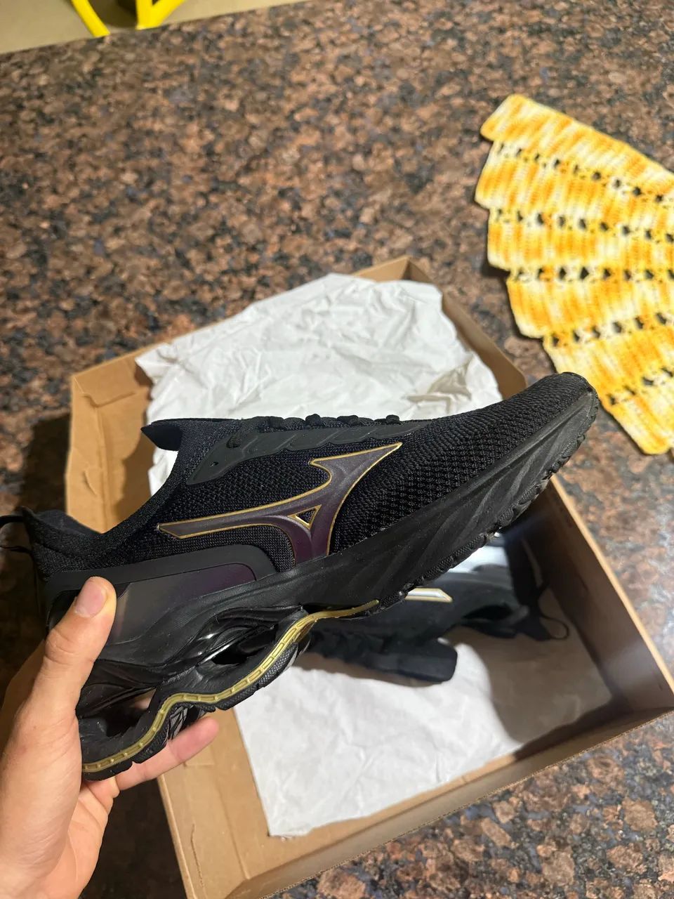 Tênis Mizuno Wave Invictus 4 - Foto 5