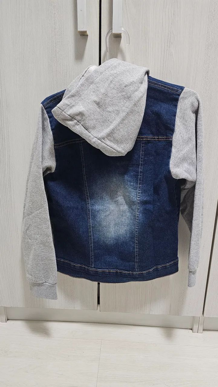 Jaqueta jeans com manga moleton - Foto 4