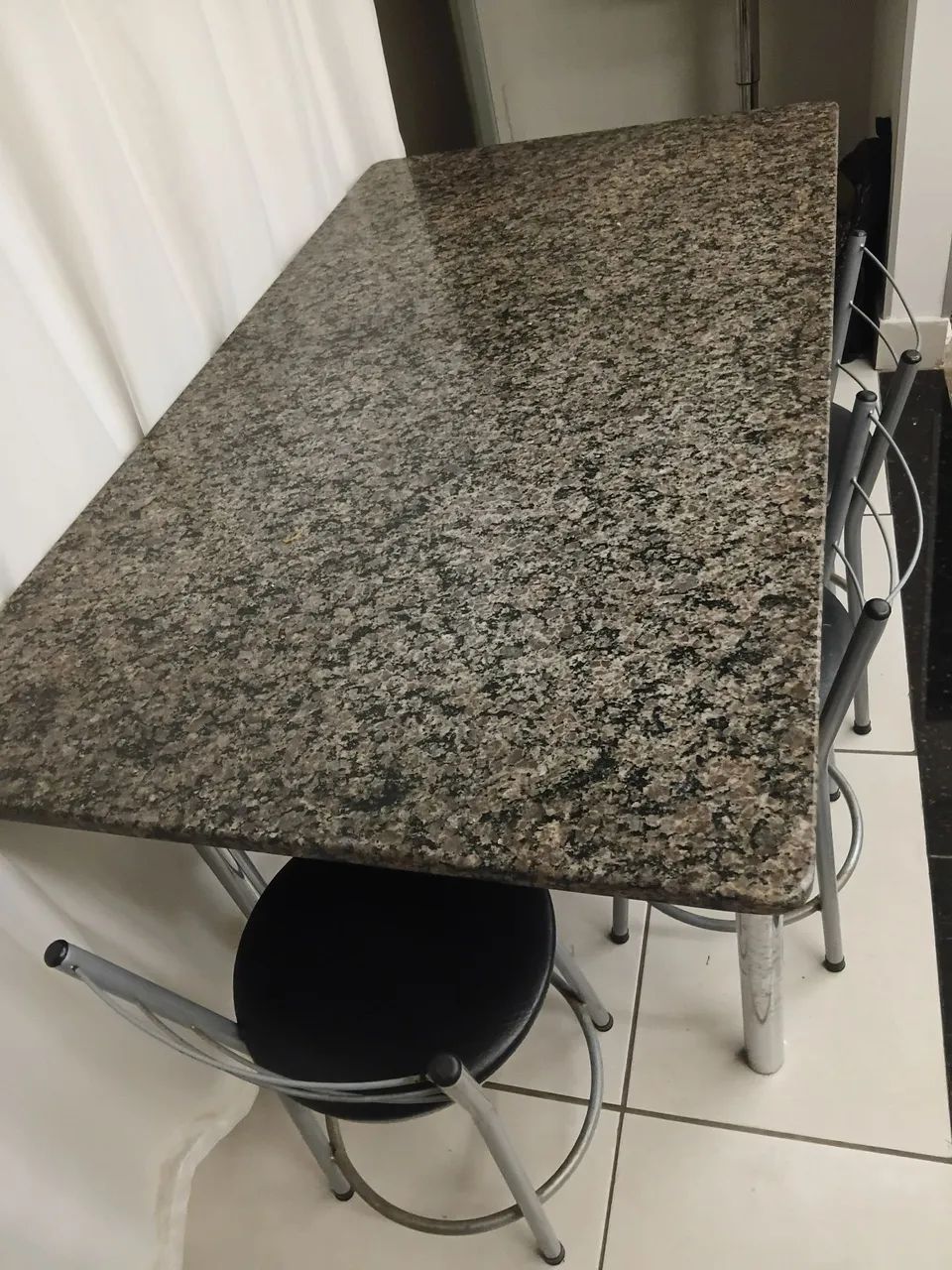 Mesa com 6 baquetas  - Foto 3
