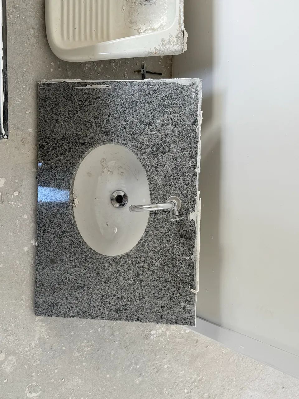 Resto de obra - Pia, porta, tanque e lavatório em granito - Foto 4
