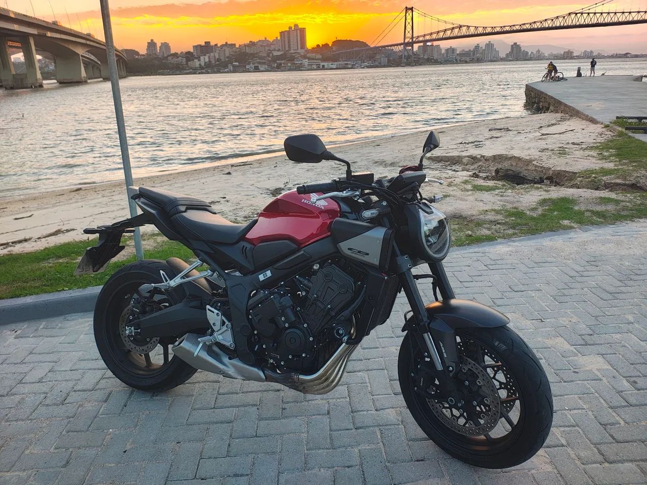 Cb 650 com e-cloud e apenas 2100km  - Foto 2