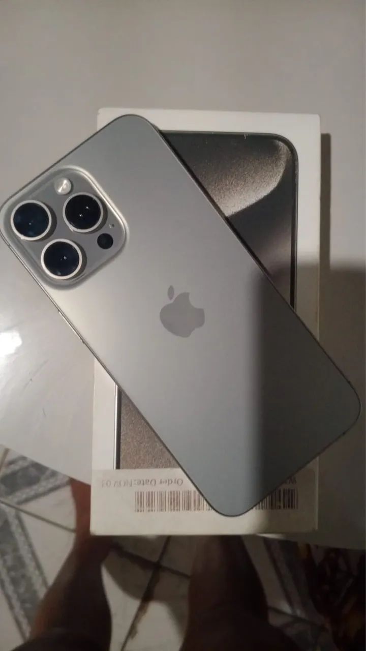 Vendo iPhone 15 pro max  - Foto 2