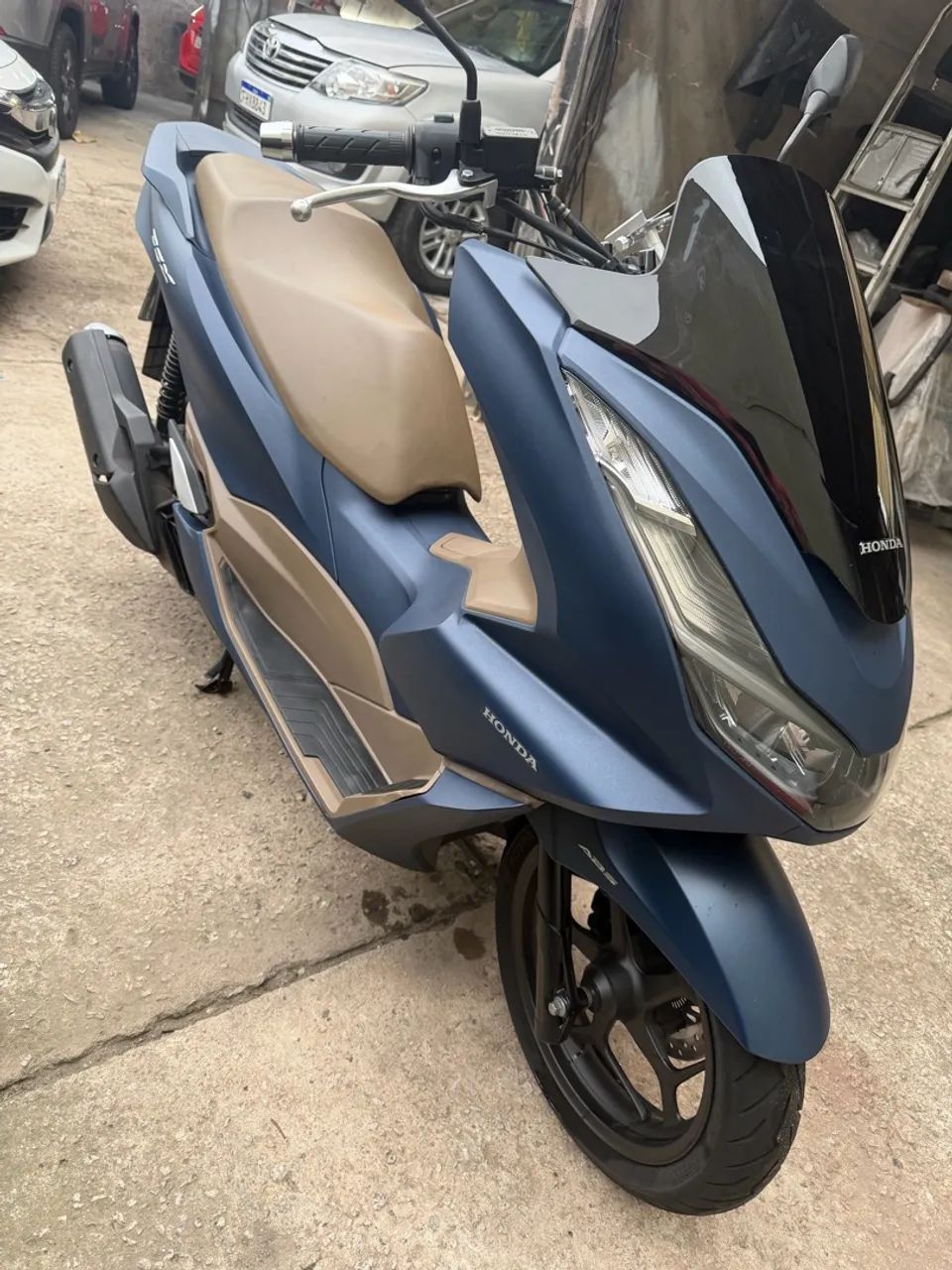 Vendo pcx 160 2024  - Foto 2