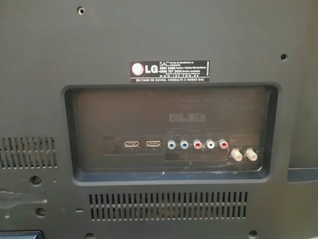 TV 32" LED 3D LG 32LM3400  - Foto 3