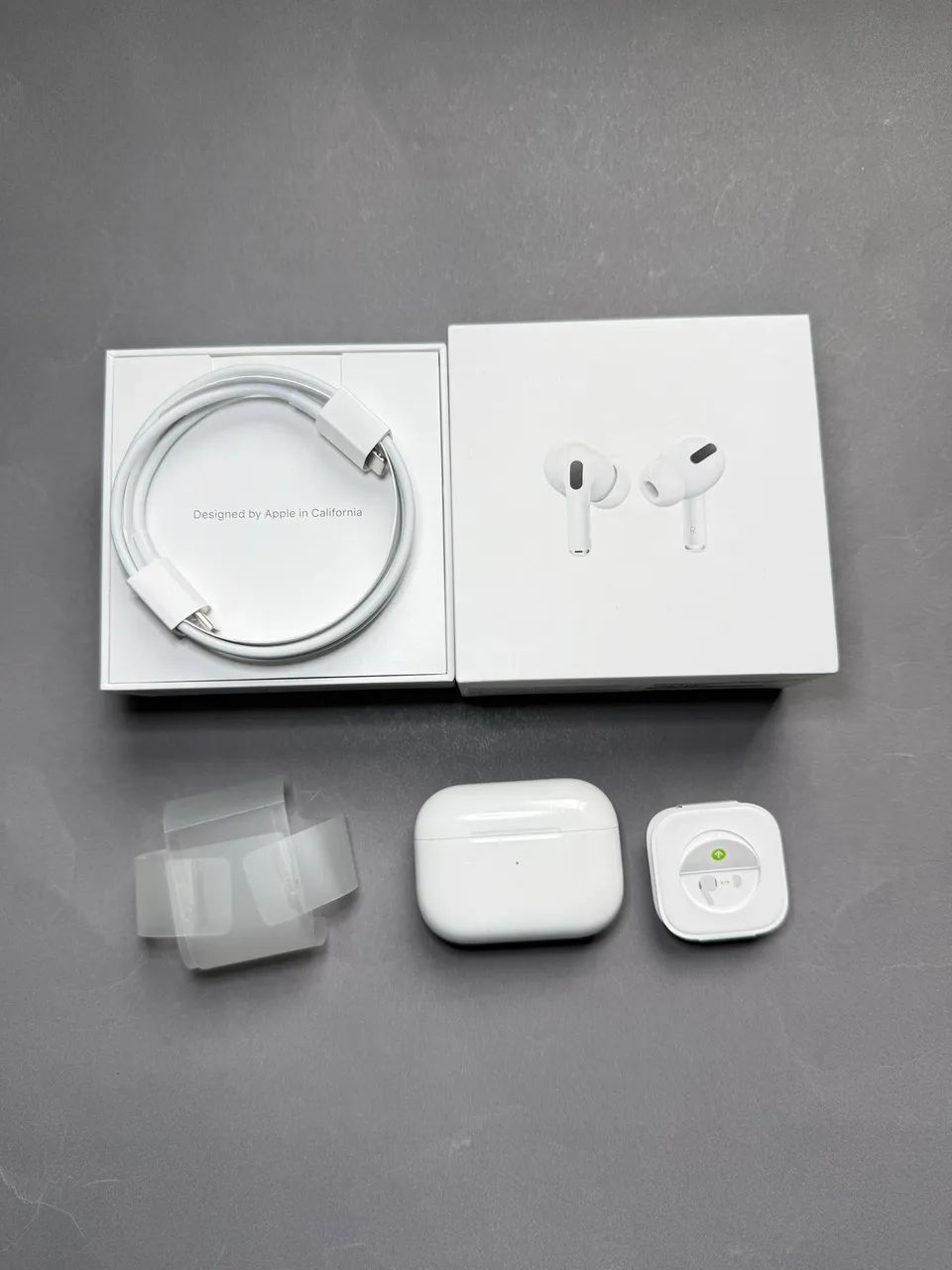 AirPods Pro (1 geração)  !Caixa completa!