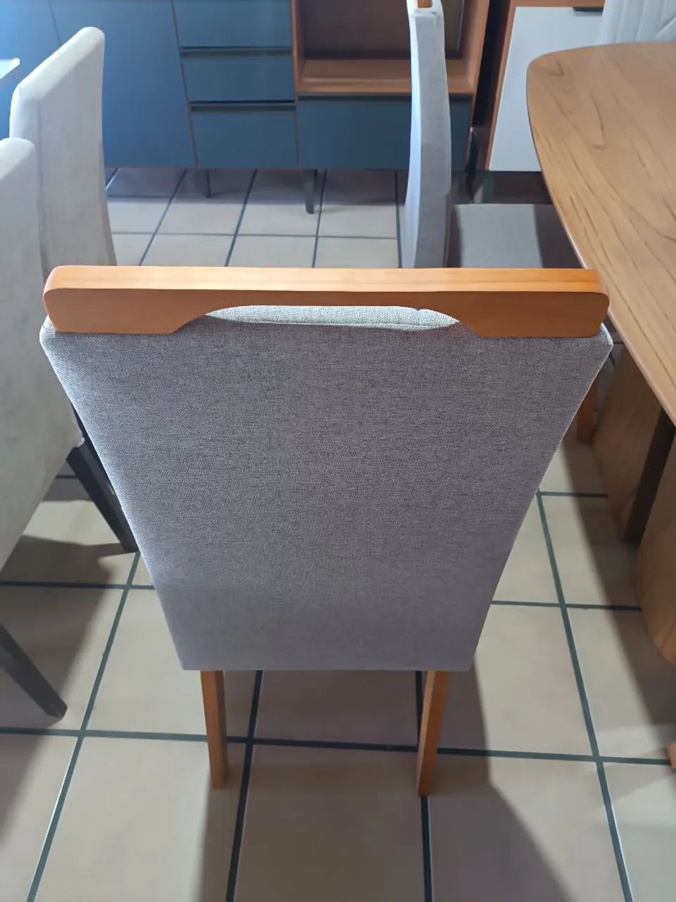 Mesa de Jantar Orgânica Com 6 Cadeiras (Novo) - Foto 4