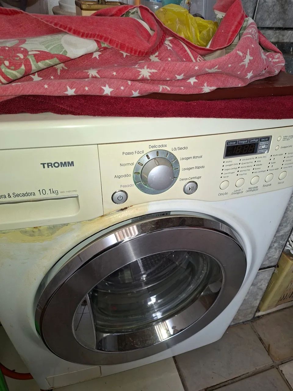 Máquina de lavar LG lava seca com defeito 