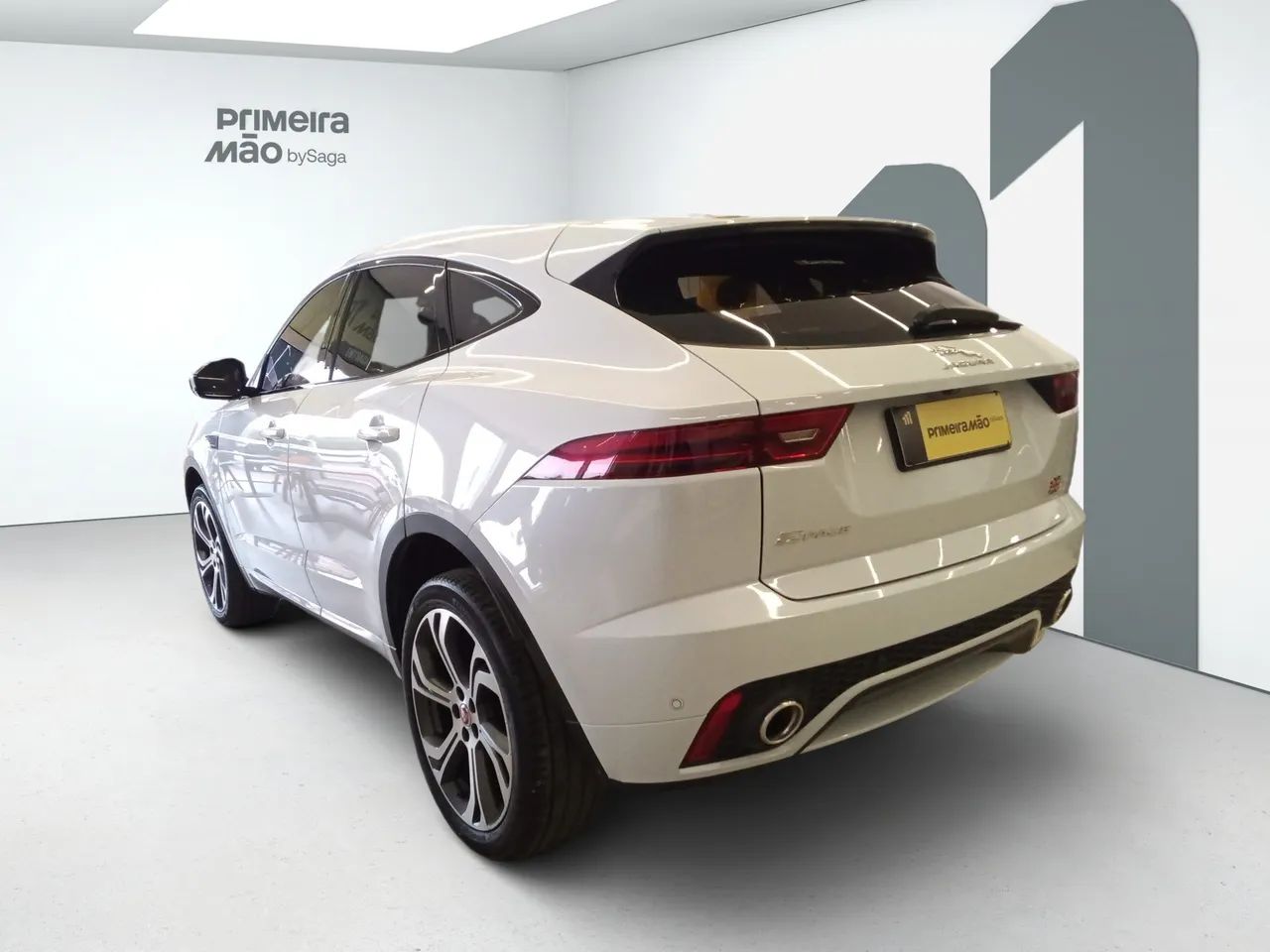 Jaguar E-Pace First Edition 2.0 AWD 249cv Aut. 2018 - Foto 5