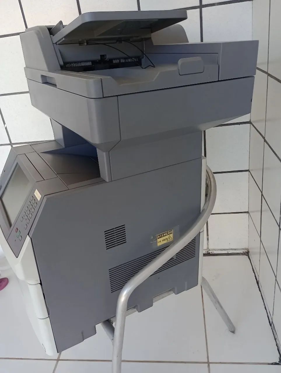 Poderosa impressora Lexmark modelo x656dn. - Foto 3