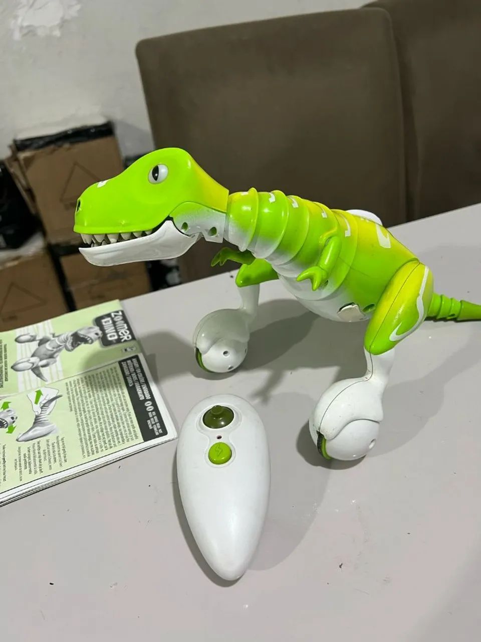 Zoomer Dino Dinossauro eletrônico interativo