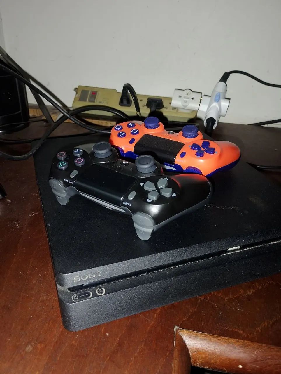 PLAYSTATION 4 2019