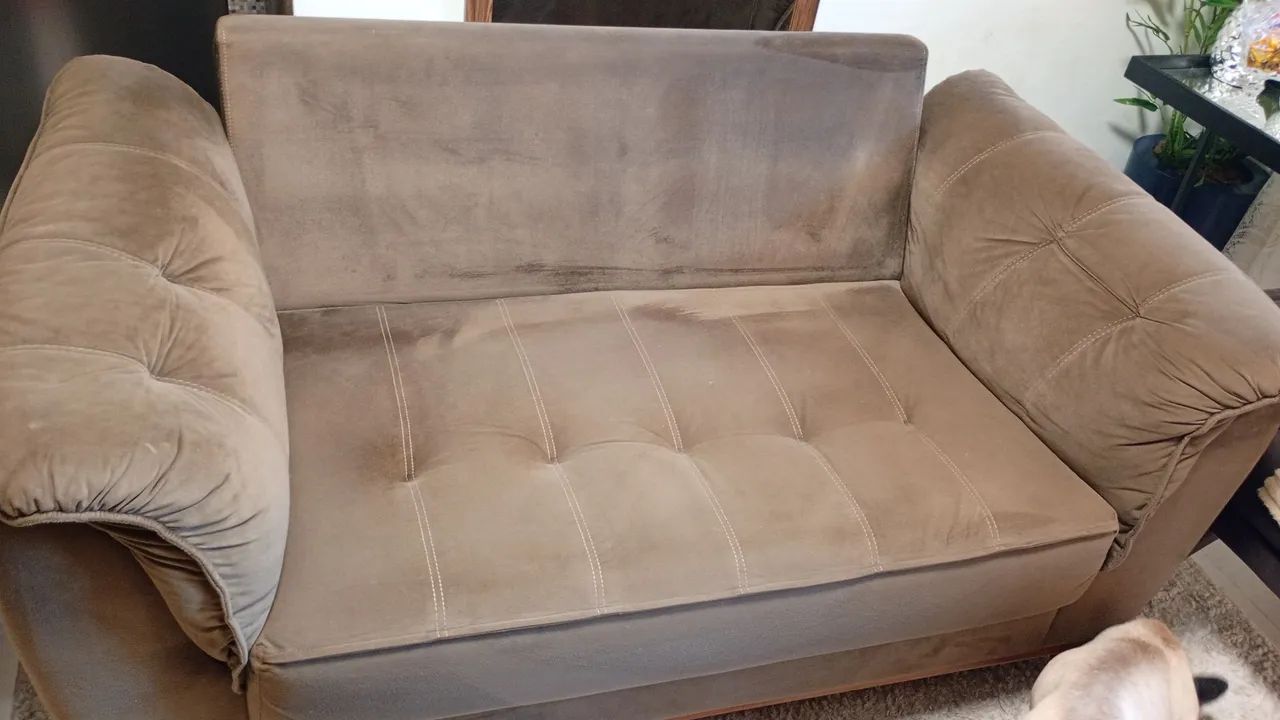 Sofá impermeável com pouco tempo de uso. - Foto 4