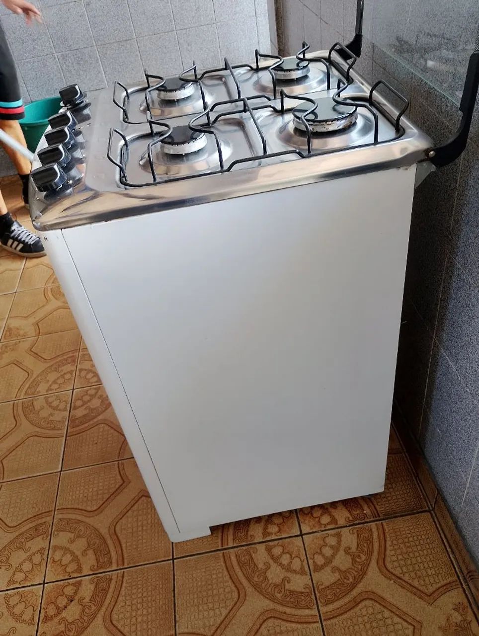 Fogão Consul 4 bocas tudo ok ( só pegar e usar só venda leia )  - Foto 4